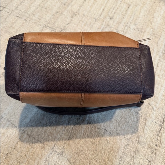 The Sak Alameda Hobo Bag in Leather - Picture 4 of 6